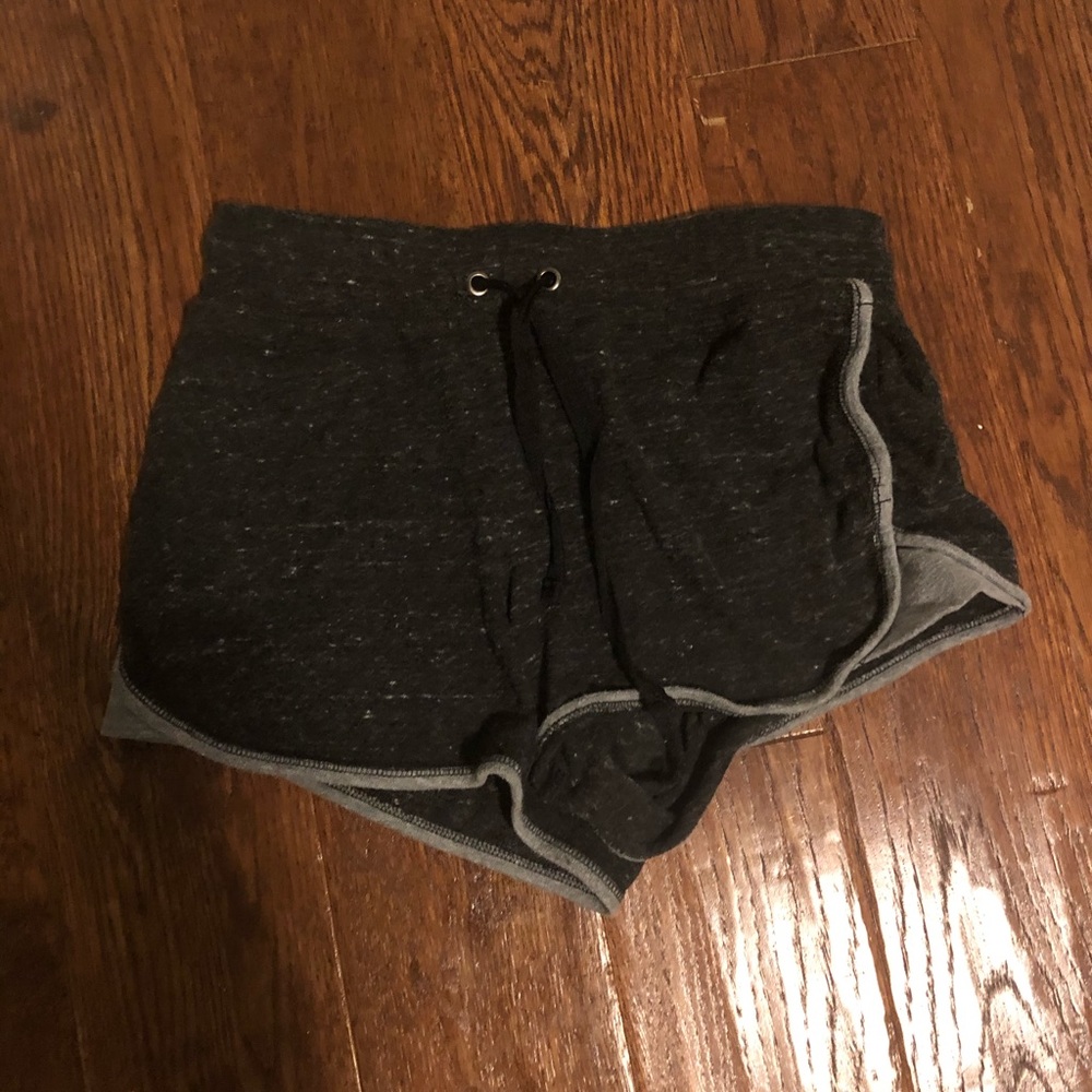 Comfy shorts bundle - Picture 5 of 6